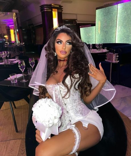 Kayleigh Rose Dematos かわいいスター 画像