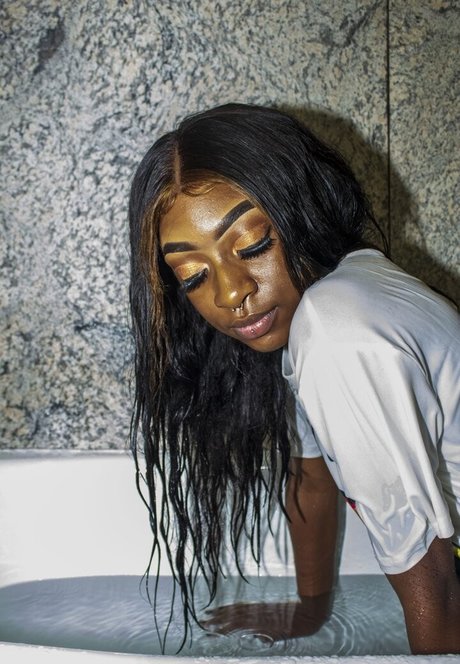 siryoga 完璧な女優 画像