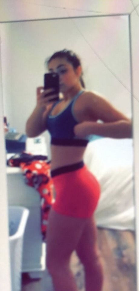 刑務所のOnlyFans エロチック 画像