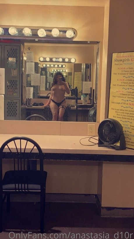 anastasia d10r トップ女優 写真