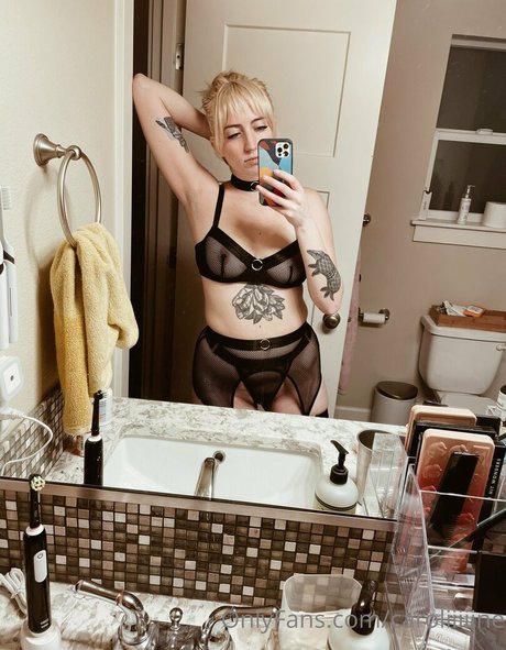 かわいい巨乳OnlyFans 無料セックス 画像