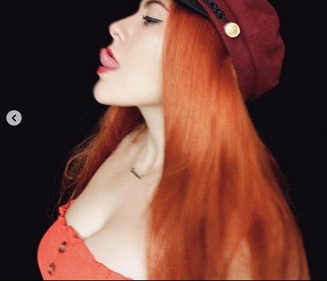 Vivi Alto ヌードモデル ギャラリー