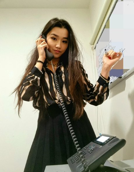 shachatte ポルノスター アダルト 写真