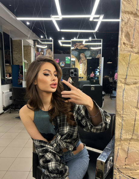 アヘ顔 OnlyFans ポルノグラフィック アーカイブ