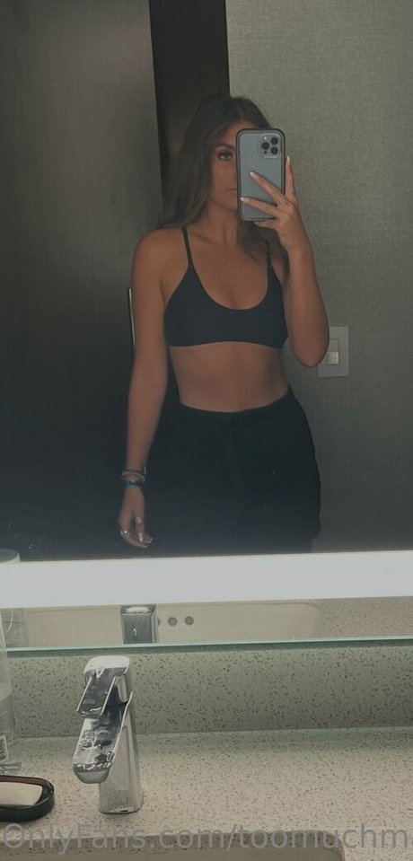 toomuchmariaaa top profile image