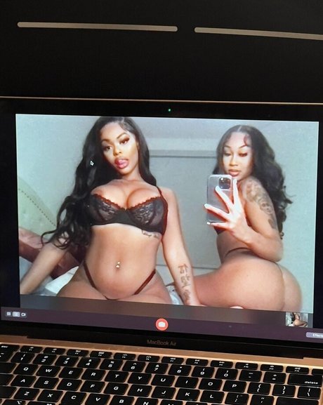 juiccygalore ポルノスター ギャラリー