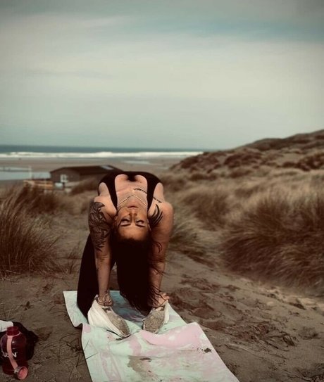 Siobhan Ward ヌードのポルノスター 写真