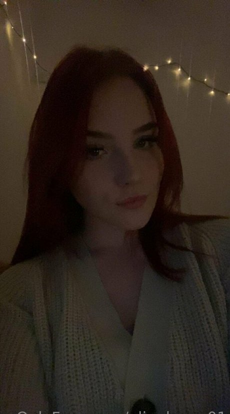 alinalovee free ホットモデル 画像