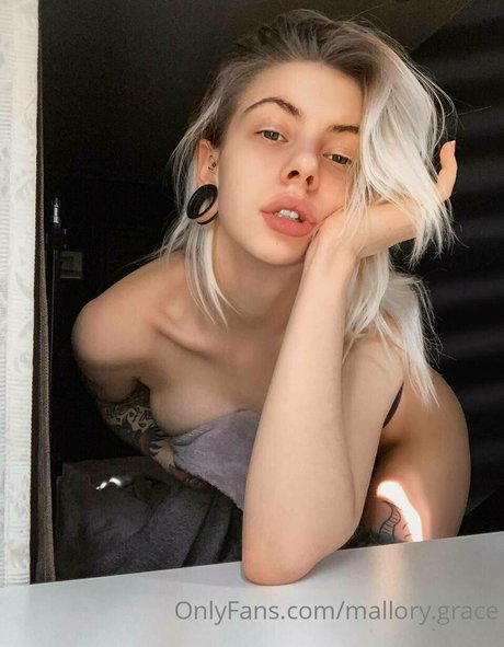 mallory grace ポルノ女優 写真