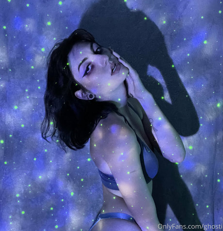 ghosti 最高のモデル 写真