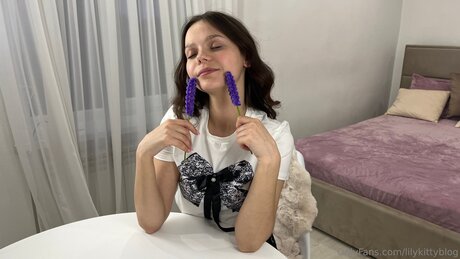 Lilykittyblog xxx女優 写真