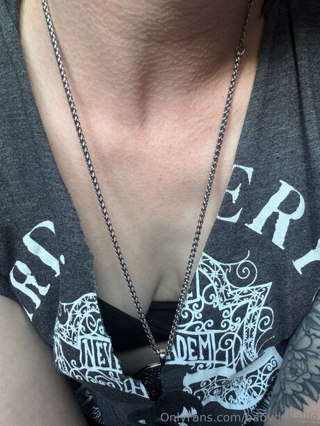 Babydollallie 最高のモデル 画像