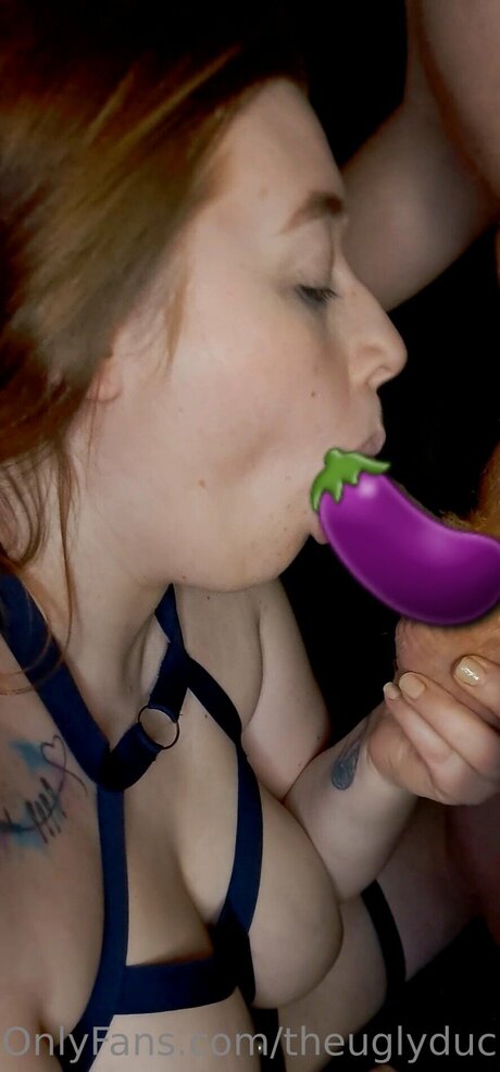 Theuglyduckling22 エロティックなモデル 写真