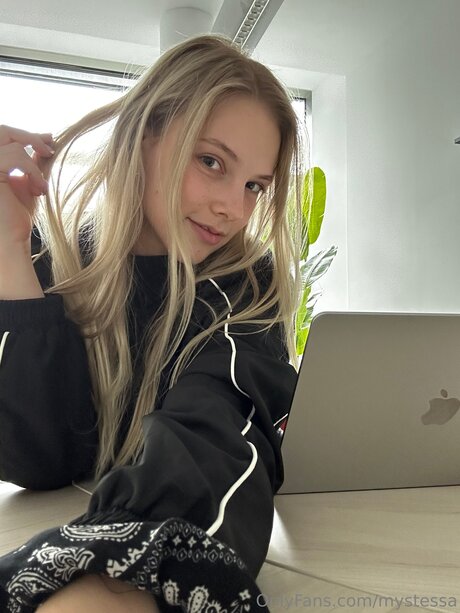 バレーボール OnlyFans 美しいヌード 画像