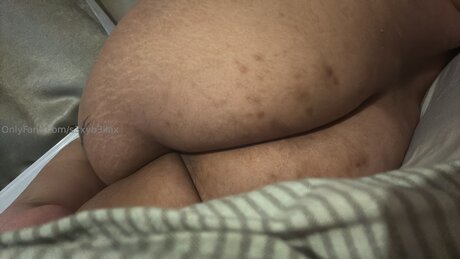 S3xyb3llax 高品質のスター 画像