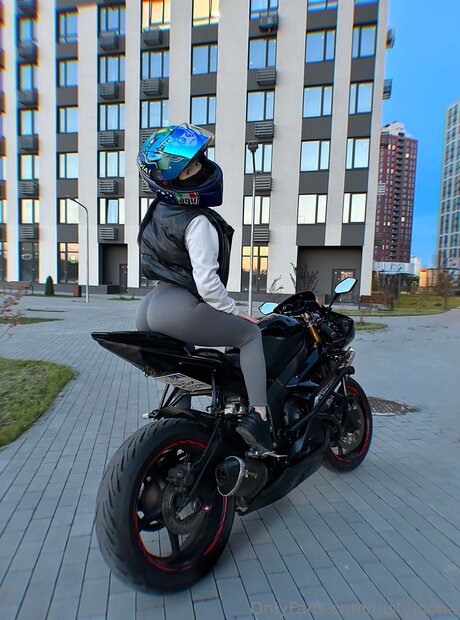 セクシーな足 OnlyFans トップ アーカイブ