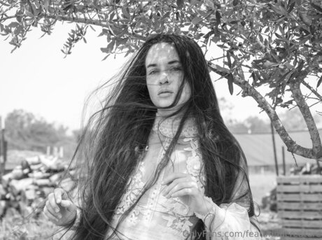 Featuringcreature 完璧な女優 ギャラリー