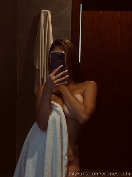 ゲイの若いOnlyFans 美しいヌード ギャラリー