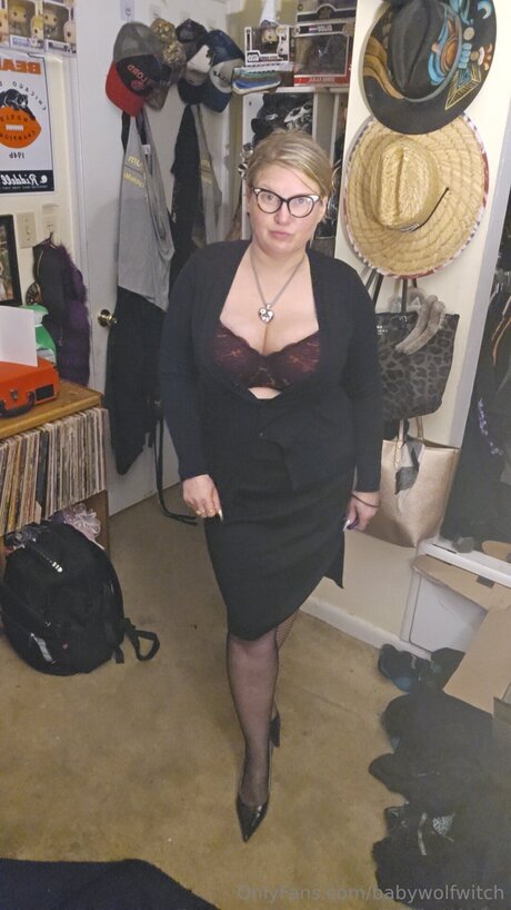 Babywolfwitch 限定スター 写真