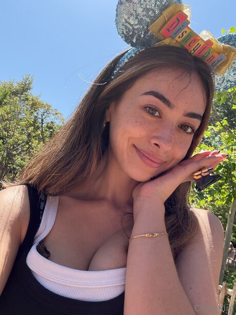 Chloekim ポルノスター 写真