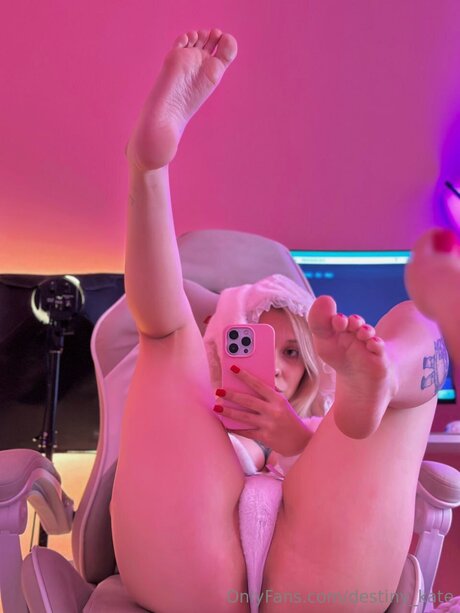 Destiny Kate ホットスター 写真