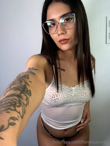 Flordesakuraa 最高の女優 画像