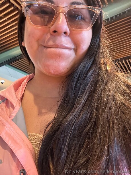 Hellenhotxxx 高品質モデル 画像