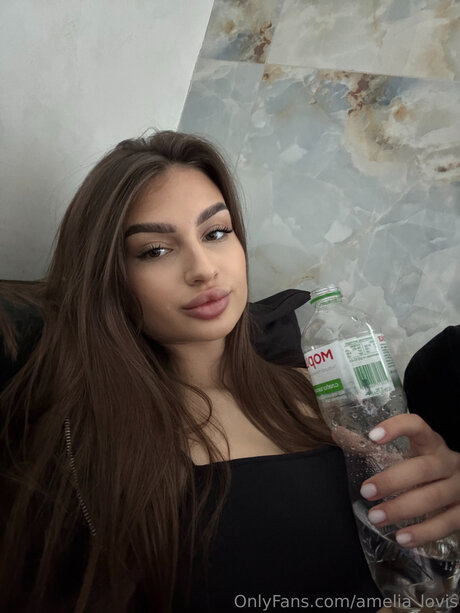 Amelia Lovis 限定モデル 画像