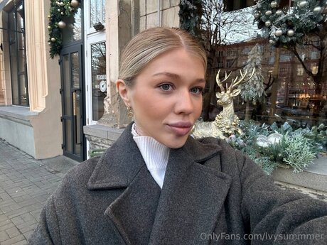 本物の熟女OnlyFans アダルト 写真