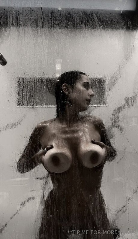 ゲイの若いOnlyFans ポルノ 写真