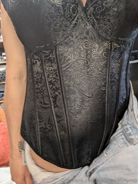 Natures Lil Nymp 限定モデル 写真