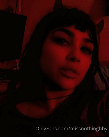 Missnothingbby 美しいスター 写真