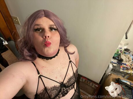 曲線美のティーンズOnlyFans 可愛い 画像