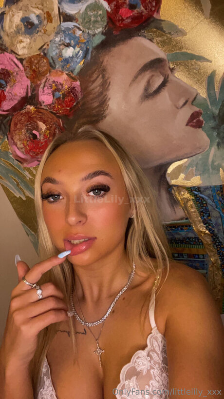 Littlelily Xxx セクシーモデル 画像
