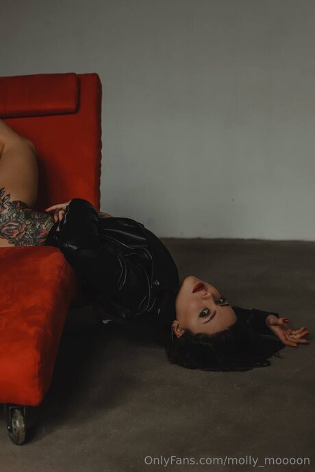 Molly Moooon xxxスター 写真