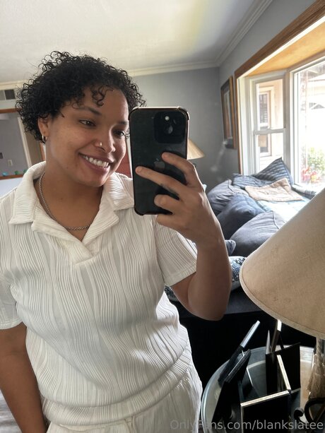 Blankslatee 裸モデル 写真