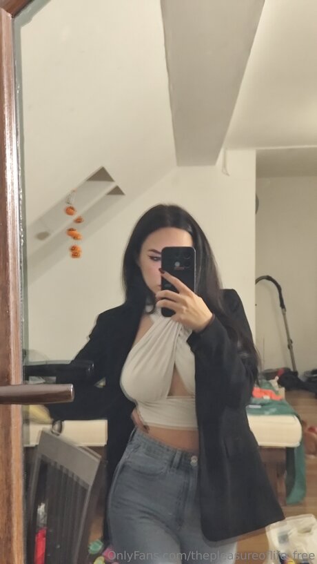 姉妹OnlyFans 無料ヌード アーカイブ