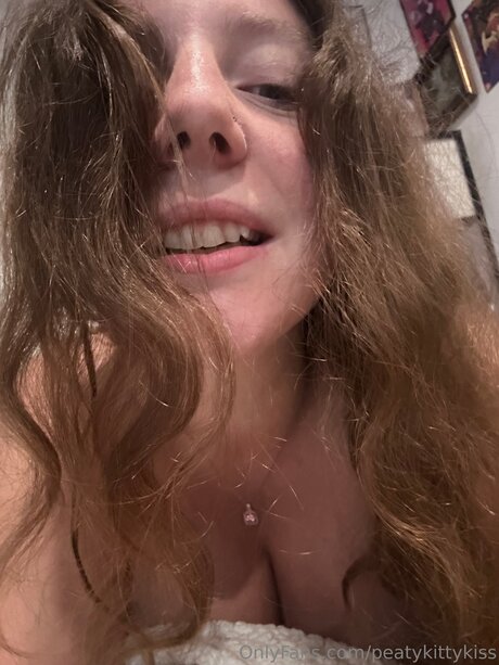 Peatykittykiss ヌード女優 写真