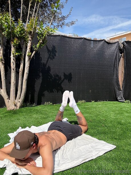 美しい足 OnlyFans セクシーヌード 写真