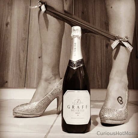 U27739437 ポルノモデル 写真