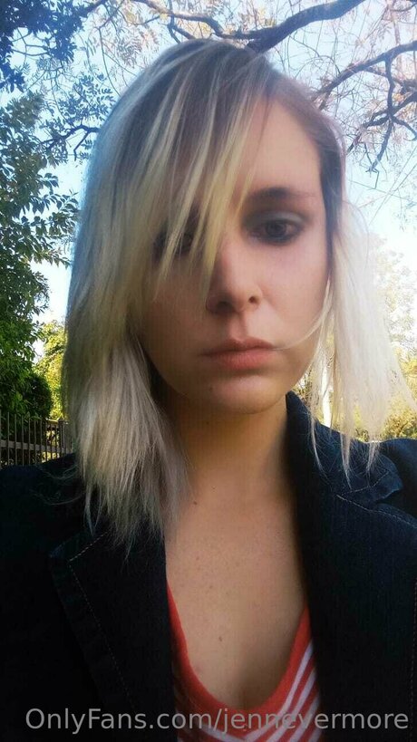 Jennevermore 素敵なモデル アーカイブ