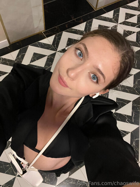 変態エボニーOnlyFans ポルノ ギャラリー