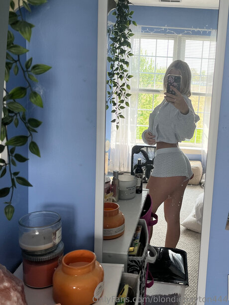 Blondiepayton444 アダルト女優 アーカイブ