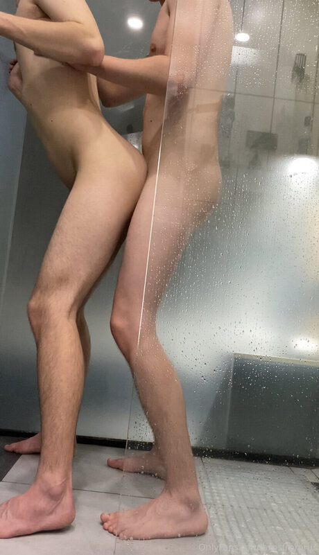 Brosfromrus 完璧なポルノスター 写真