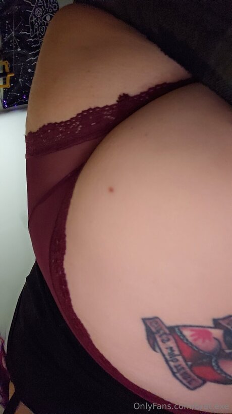 Bigtiddygothmommyuwu 最高のスター 写真