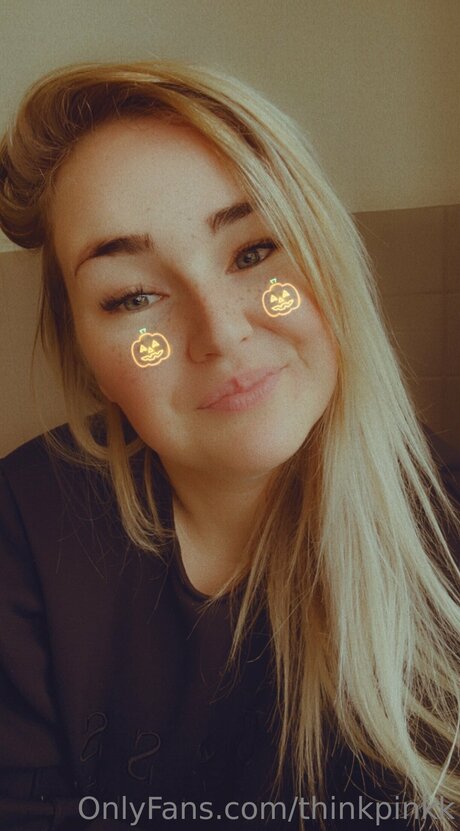 Thinkpinkk ポルノスター トップ 写真