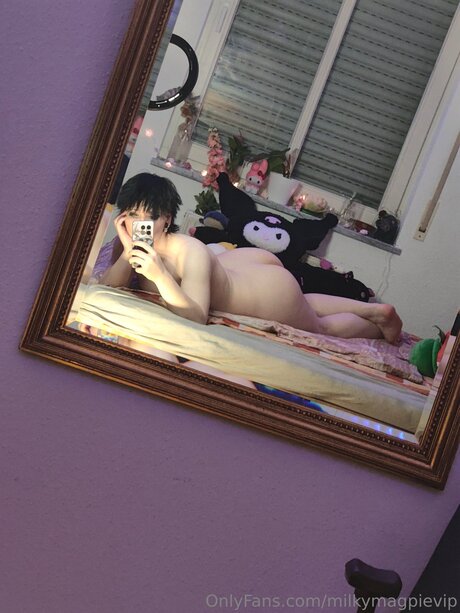 Milkymagpievip エロティックモデル 写真