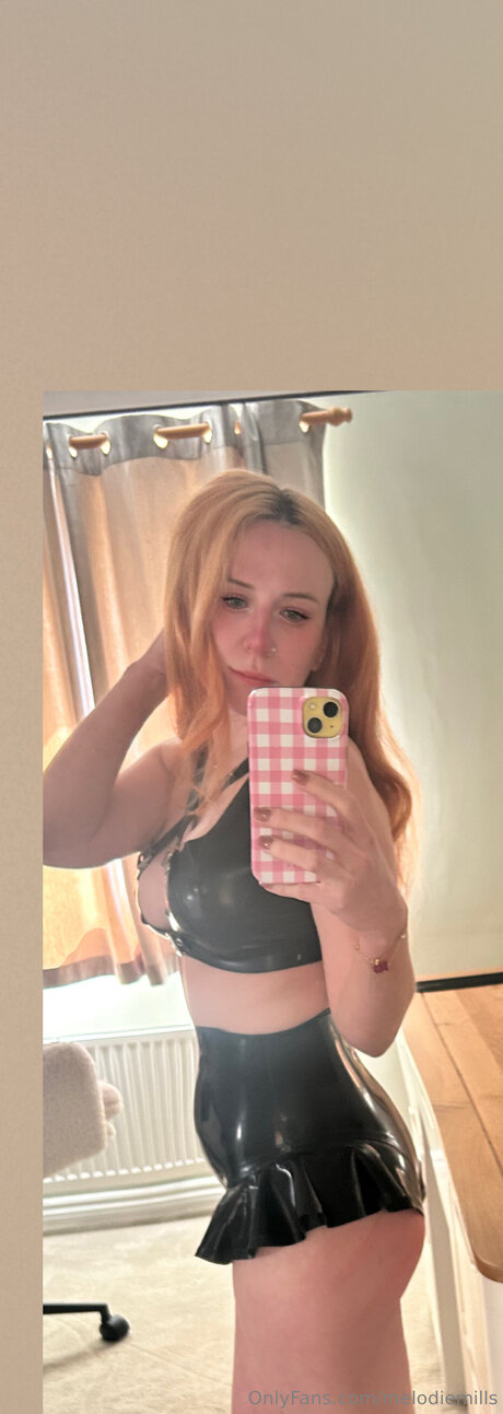 Melodiemills かわいいモデル 写真