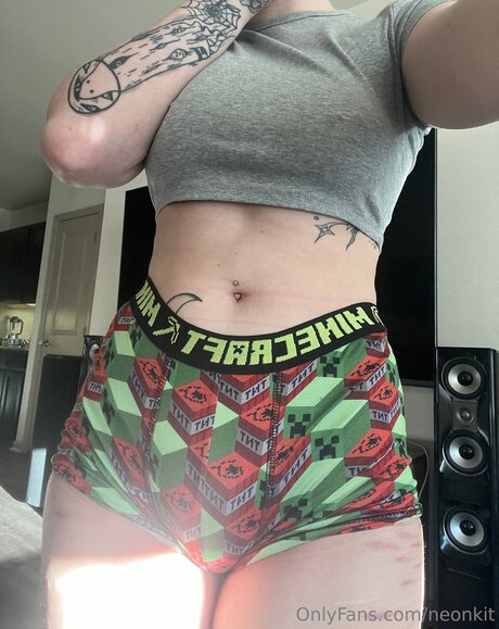 Neonkit HDスター アーカイブ