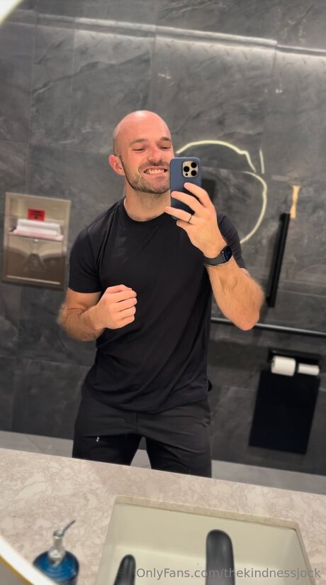 Thekindnessjock ヌードスター 画像
